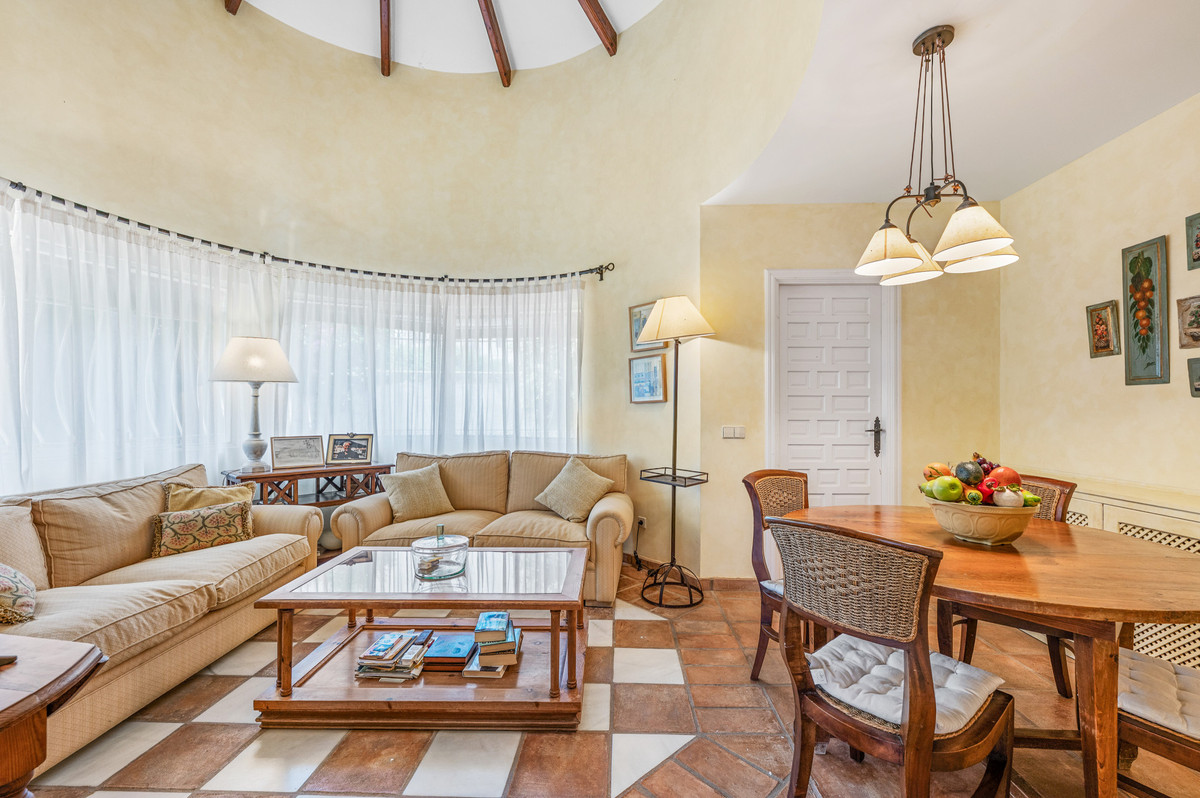 Villas de 5 dormitorios en venta en San Pedro de Alcántara – R5397121 Villas de 5 dormitorios en venta en San Pedro de Alcántara – R5397121