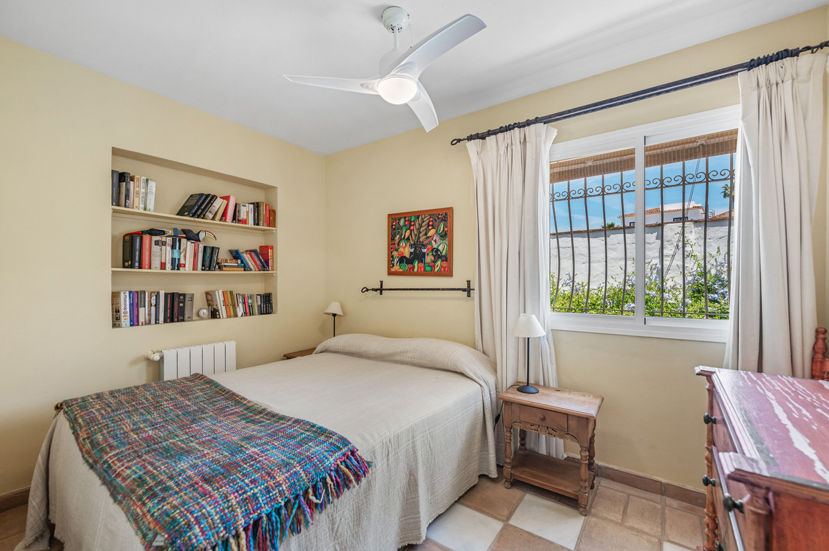 Villas de 5 dormitorios en venta en San Pedro de Alcántara – R5397121 Villas de 5 dormitorios en venta en San Pedro de Alcántara – R5397121