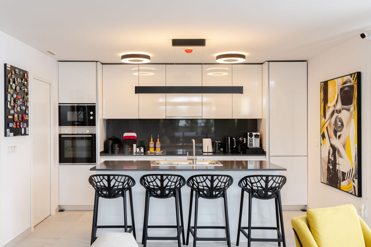 Apartamentos de 3 dormitorios en venta en Benahavís – R5438596 Apartamentos de 3 dormitorios en venta en Benahavís – R5438596