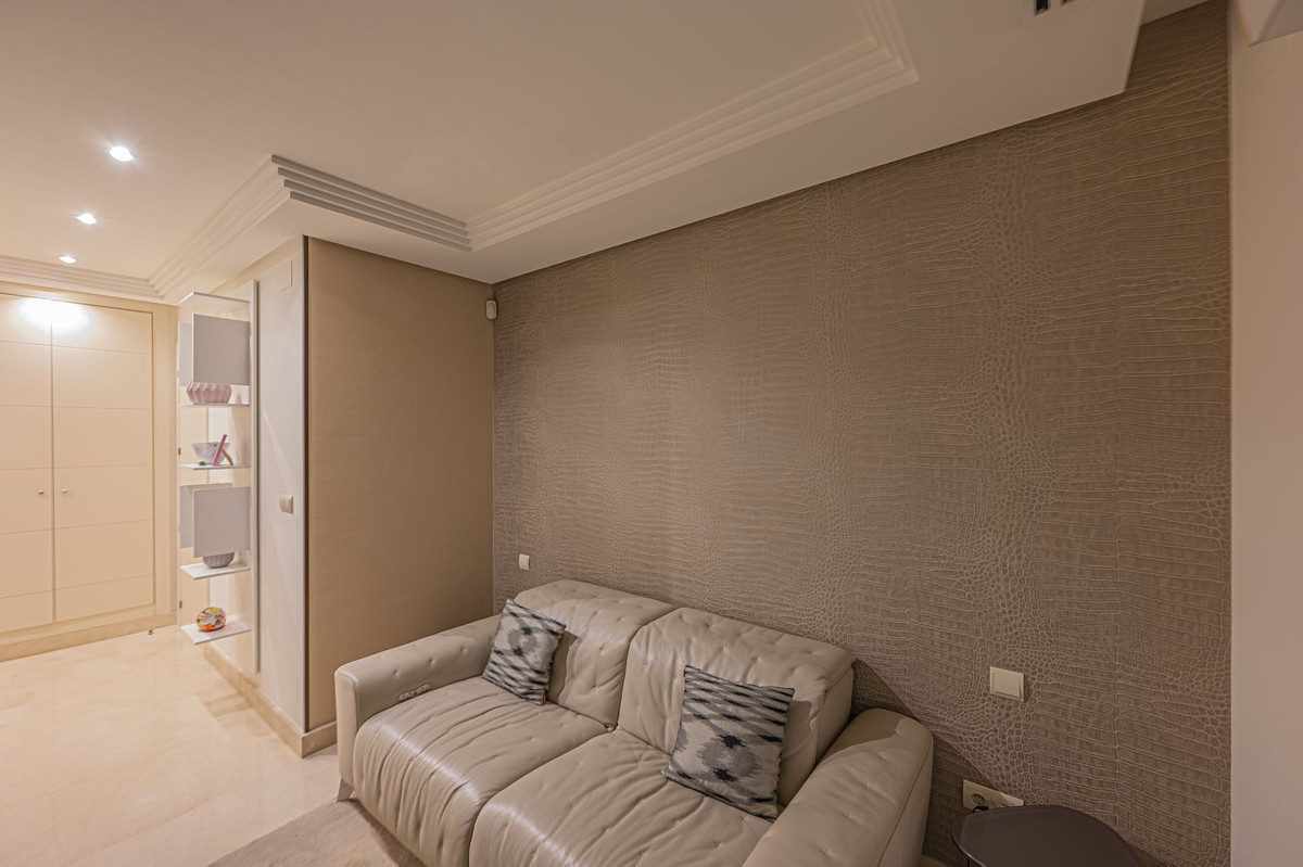 Apartamentos de 3 dormitorios en venta en Nueva Andalucía – R5321179 Apartamentos de 3 dormitorios en venta en Nueva Andalucía – R5321179
