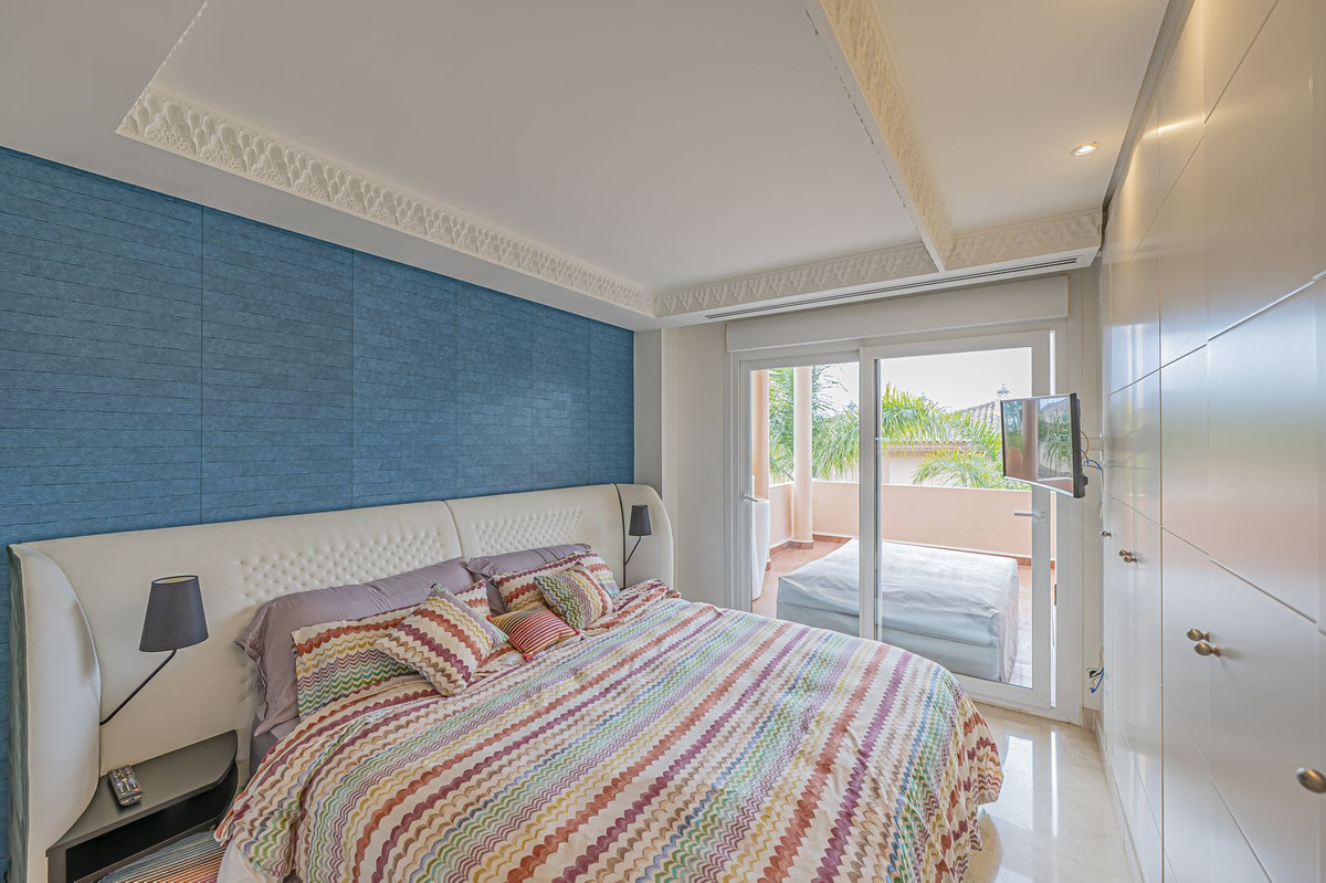 Apartamentos de 3 dormitorios en venta en Nueva Andalucía – R5321179 Apartamentos de 3 dormitorios en venta en Nueva Andalucía – R5321179