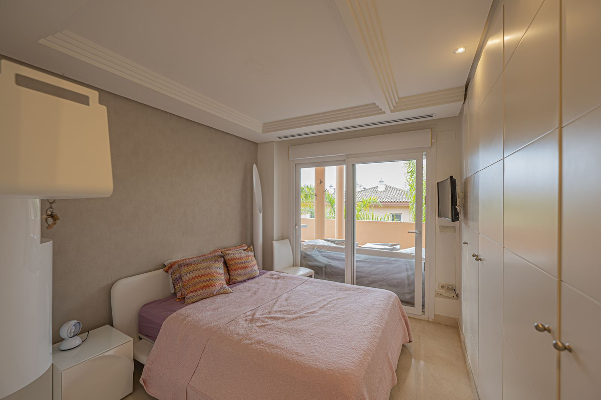 Apartamentos de 3 dormitorios en venta en Nueva Andalucía – R5321179 Apartamentos de 3 dormitorios en venta en Nueva Andalucía – R5321179