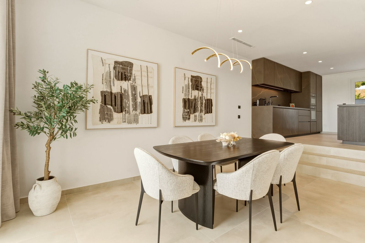 Adosados de 3 dormitorios en venta en La Quinta – R5410492 Adosados de 3 dormitorios en venta en La Quinta – R5410492