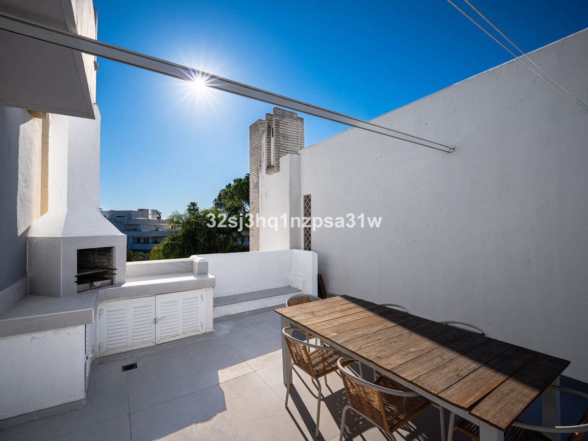 Aticos de 3 dormitorios en venta en Nueva Andalucía – R5308744 Aticos de 3 dormitorios en venta en Nueva Andalucía – R5308744