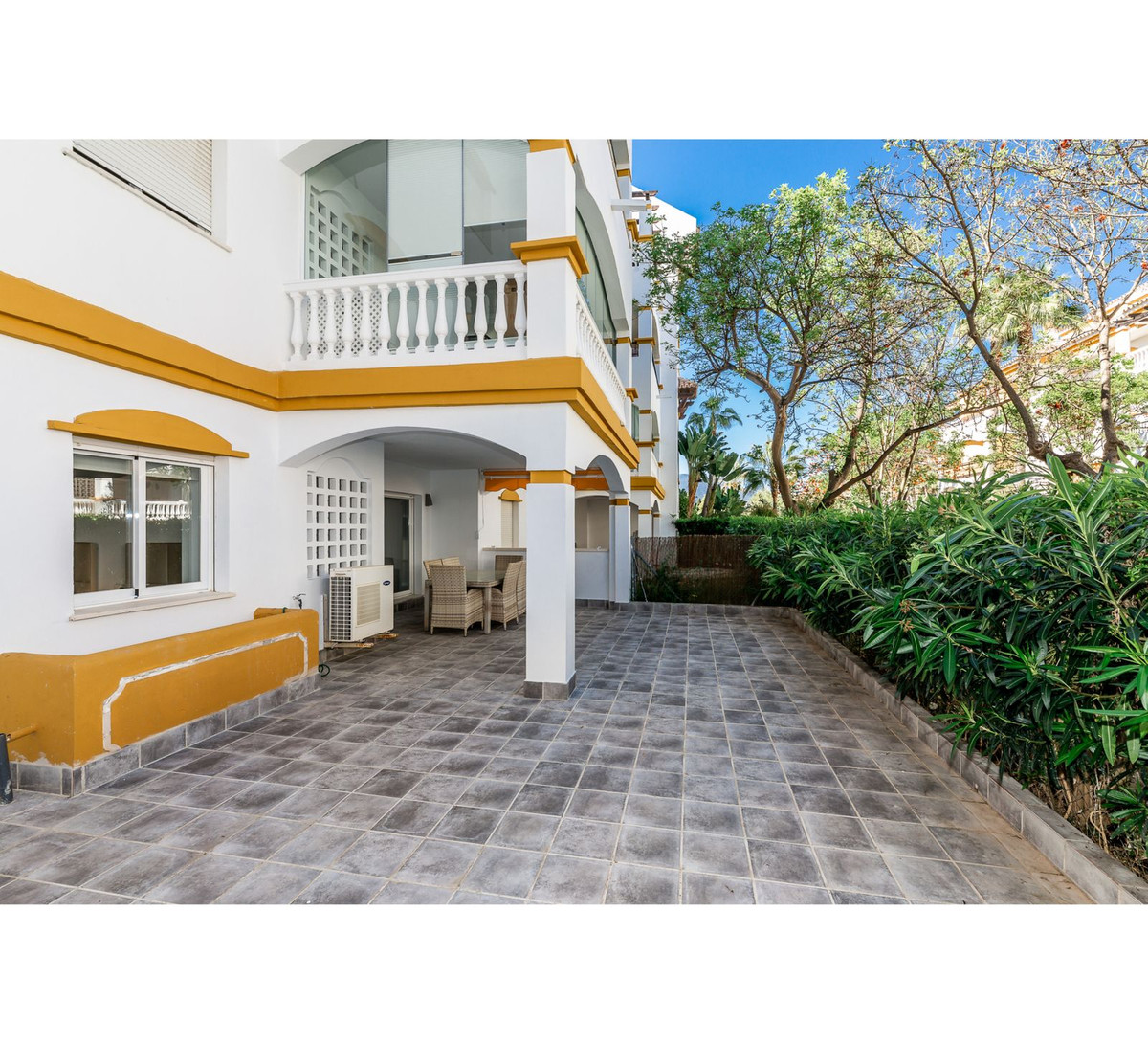 Apartamentos de 2 dormitorios en venta en Nueva Andalucía – R5211592 Apartamentos de 2 dormitorios en venta en Nueva Andalucía – R5211592