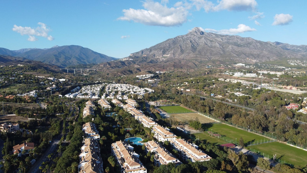 Apartamentos de 2 dormitorios en venta en Nueva Andalucía – R5211592 Apartamentos de 2 dormitorios en venta en Nueva Andalucía – R5211592