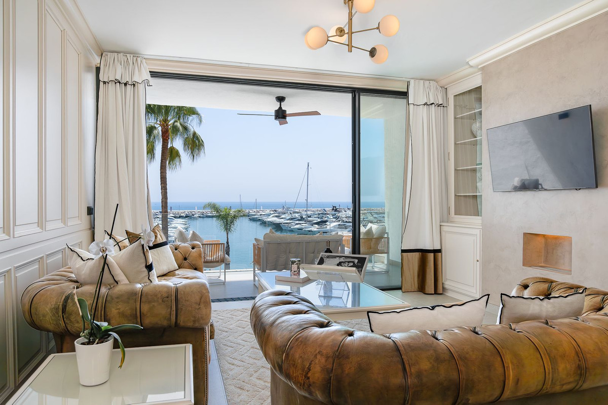 Apartamentos de 2 dormitorios en venta en Puerto Banús – R4804387 Apartamentos de 2 dormitorios en venta en Puerto Banús – R4804387