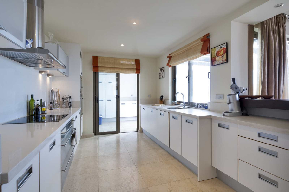 3 bedroom Penthouses for sale in Nueva Milla de Oro – R5324398 3 bedroom Penthouses for sale in Nueva Milla de Oro – R5324398
