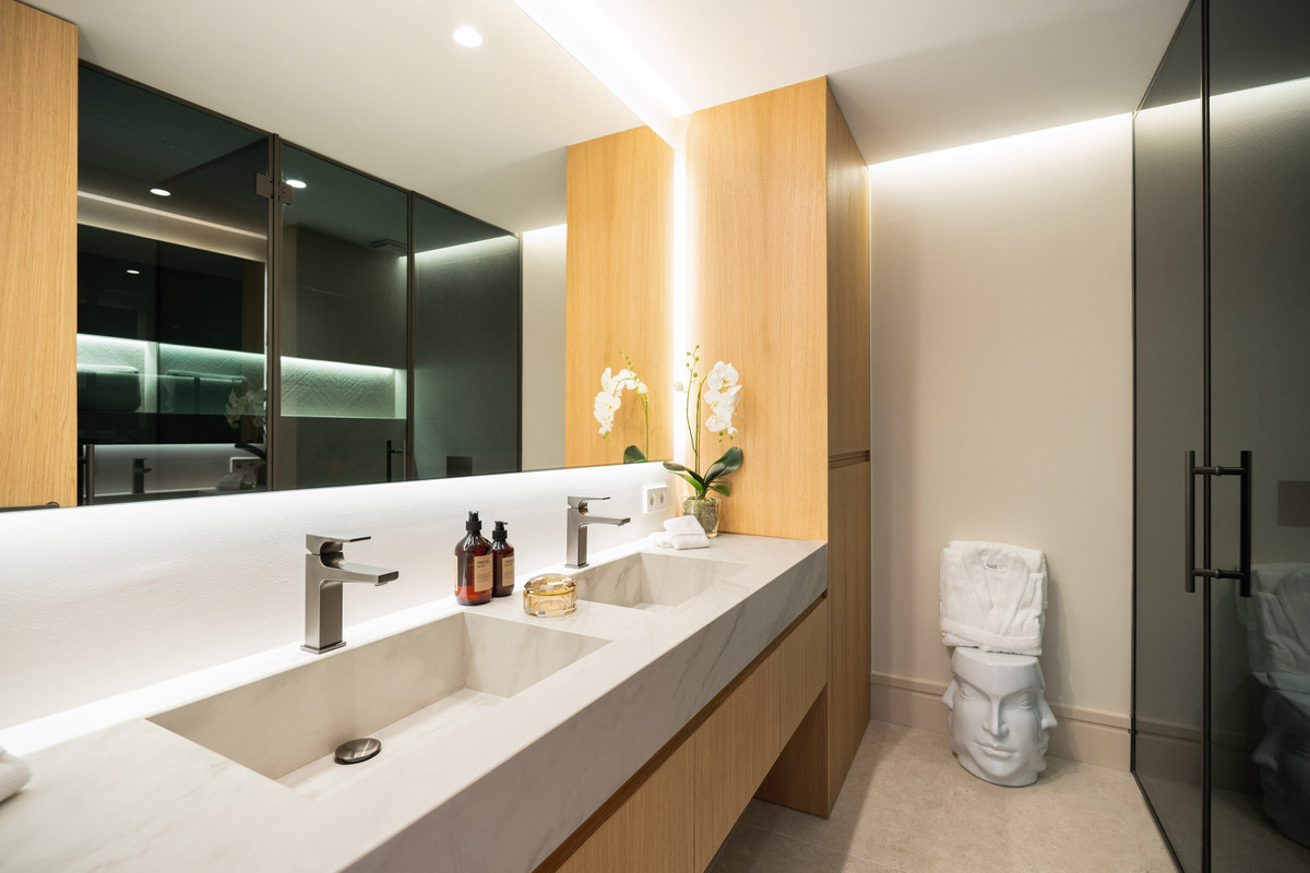 Apartamentos de 2 dormitorios en venta en Puerto Banús – R5358604 Apartamentos de 2 dormitorios en venta en Puerto Banús – R5358604