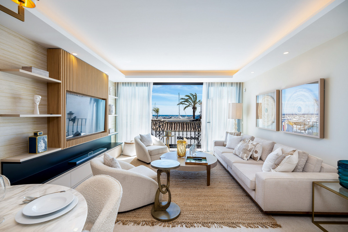 Apartamentos de 2 dormitorios en venta en Puerto Banús – R5358604 Apartamentos de 2 dormitorios en venta en Puerto Banús – R5358604
