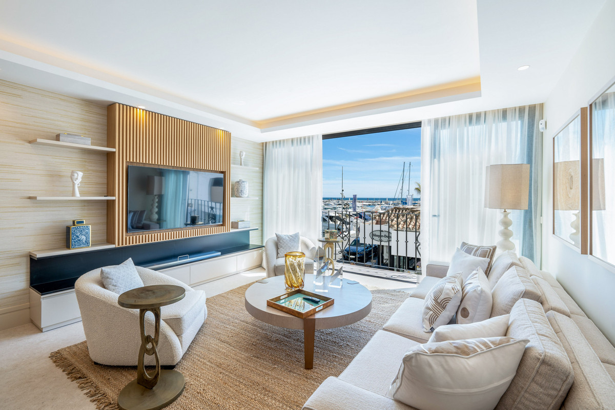 Apartamentos de 2 dormitorios en venta en Puerto Banús – R5358604 Apartamentos de 2 dormitorios en venta en Puerto Banús – R5358604
