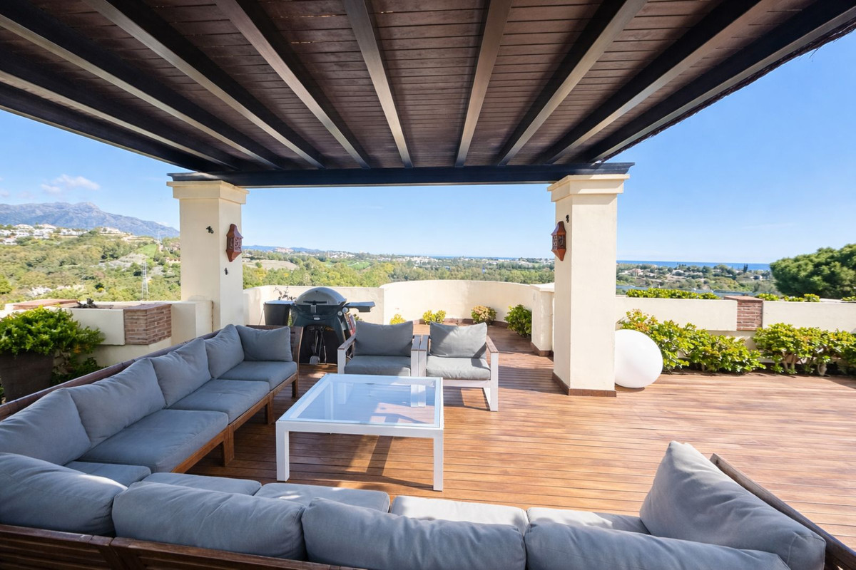 Apartamentos de 3 dormitorios en venta en Benahavís – R5330401 Apartamentos de 3 dormitorios en venta en Benahavís – R5330401