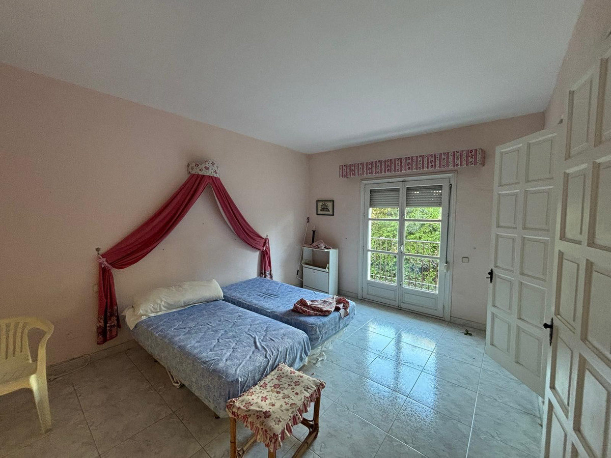Apartamentos de 3 dormitorios en venta en Nueva Andalucía – R5009545 Apartamentos de 3 dormitorios en venta en Nueva Andalucía – R5009545