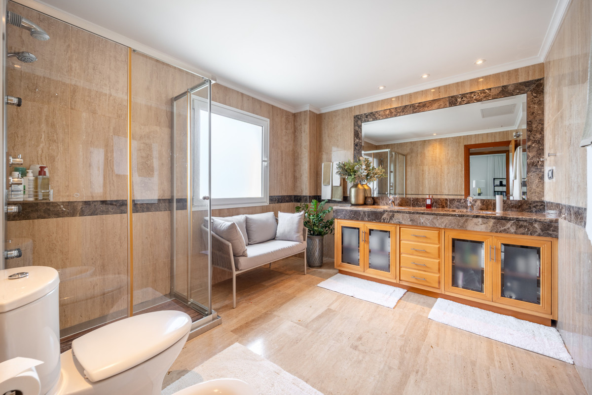 Apartamentos de 3 dormitorios en venta en Puerto Banús – R5058907 Apartamentos de 3 dormitorios en venta en Puerto Banús – R5058907