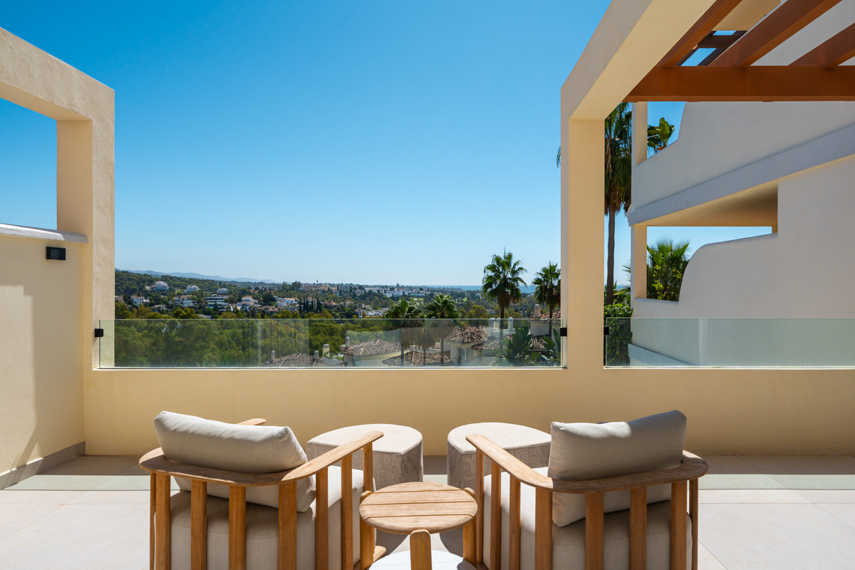 Apartamentos de 3 dormitorios en venta en Nueva Andalucía – R5145271 Apartamentos de 3 dormitorios en venta en Nueva Andalucía – R5145271