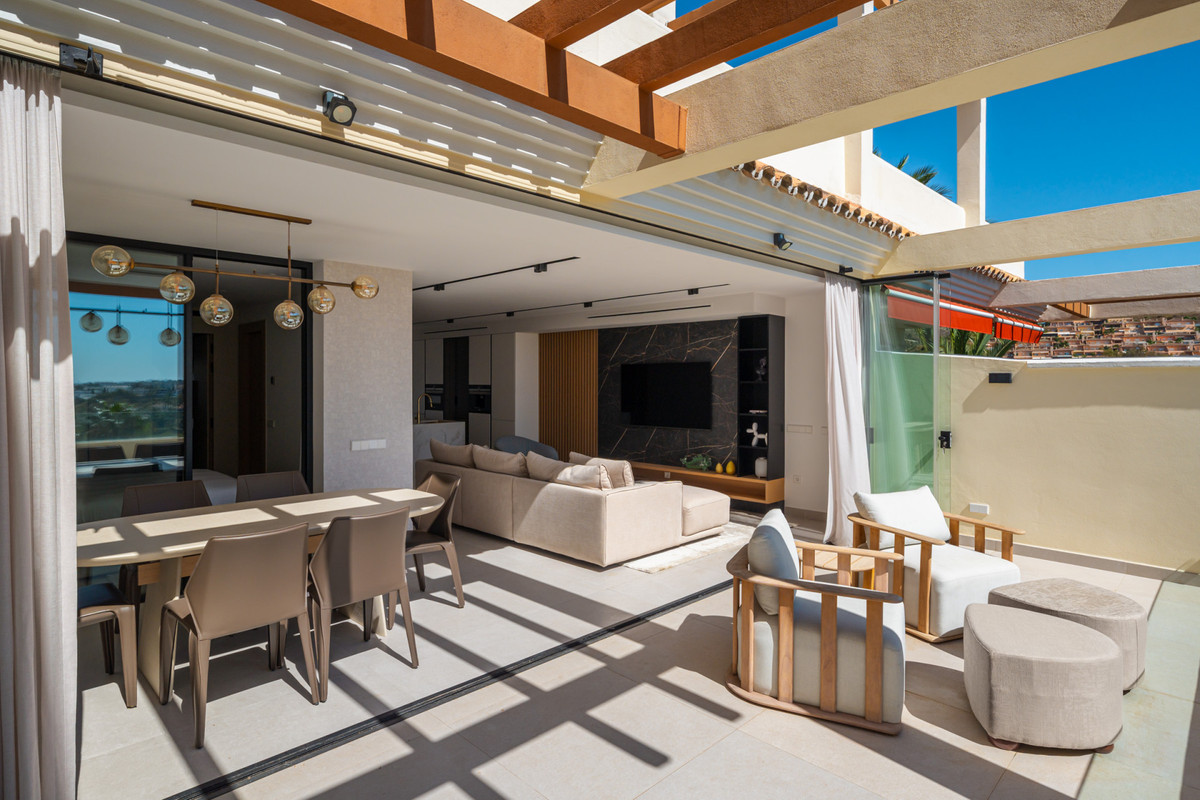 Apartamentos de 3 dormitorios en venta en Nueva Andalucía – R5145271 Apartamentos de 3 dormitorios en venta en Nueva Andalucía – R5145271
