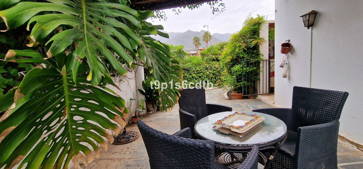 5 bedroom Villas for sale in Marbella – R5155129 5 bedroom Villas for sale in Marbella – R5155129