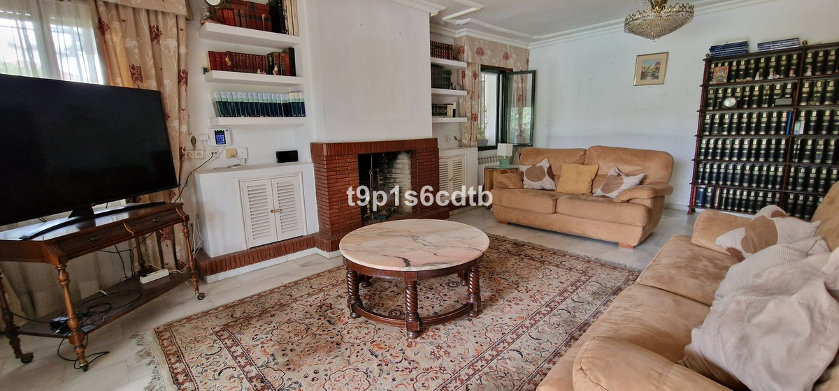 5 bedroom Villas for sale in Marbella – R5155129 5 bedroom Villas for sale in Marbella – R5155129