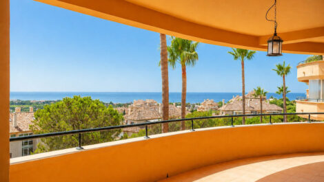 3 bedroom Apartments for sale in Elviria – R5438512