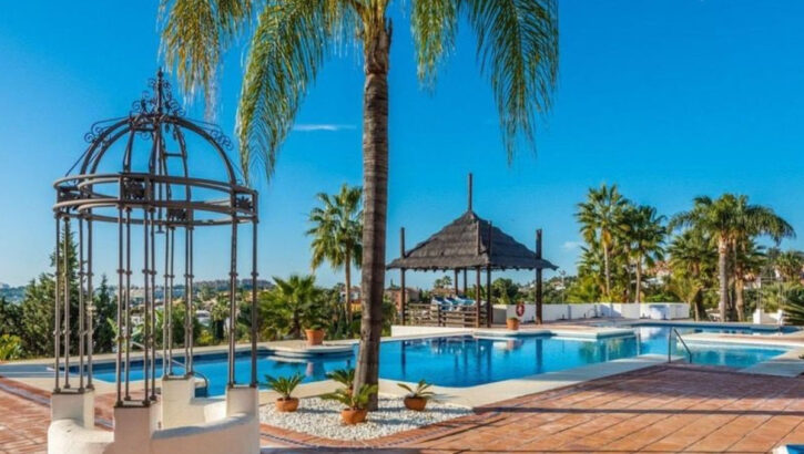 Apartamentos de 3 dormitorios en venta en Nueva Andalucía – R5209249 Apartamentos de 3 dormitorios en venta en Nueva Andalucía – R5209249 en