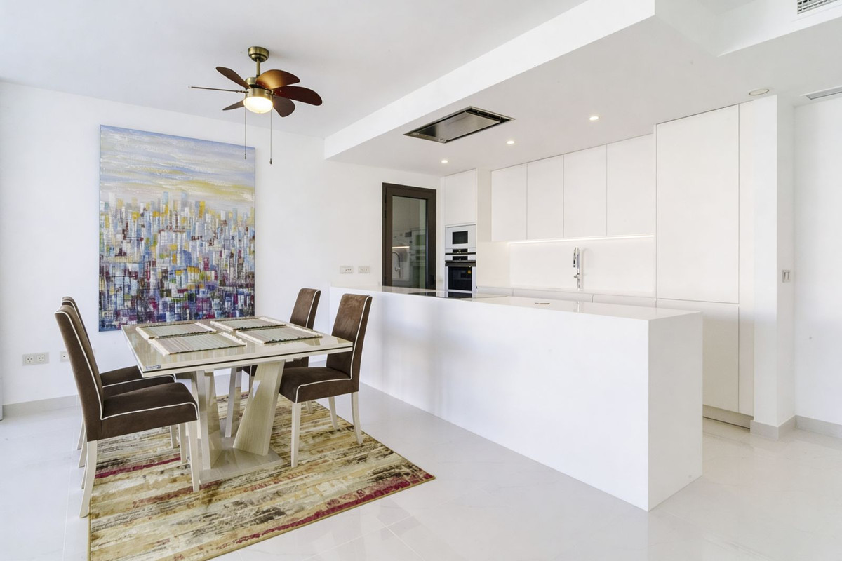 3 bedroom Apartments for sale in Nueva Milla de Oro – R5309206 3 bedroom Apartments for sale in Nueva Milla de Oro – R5309206