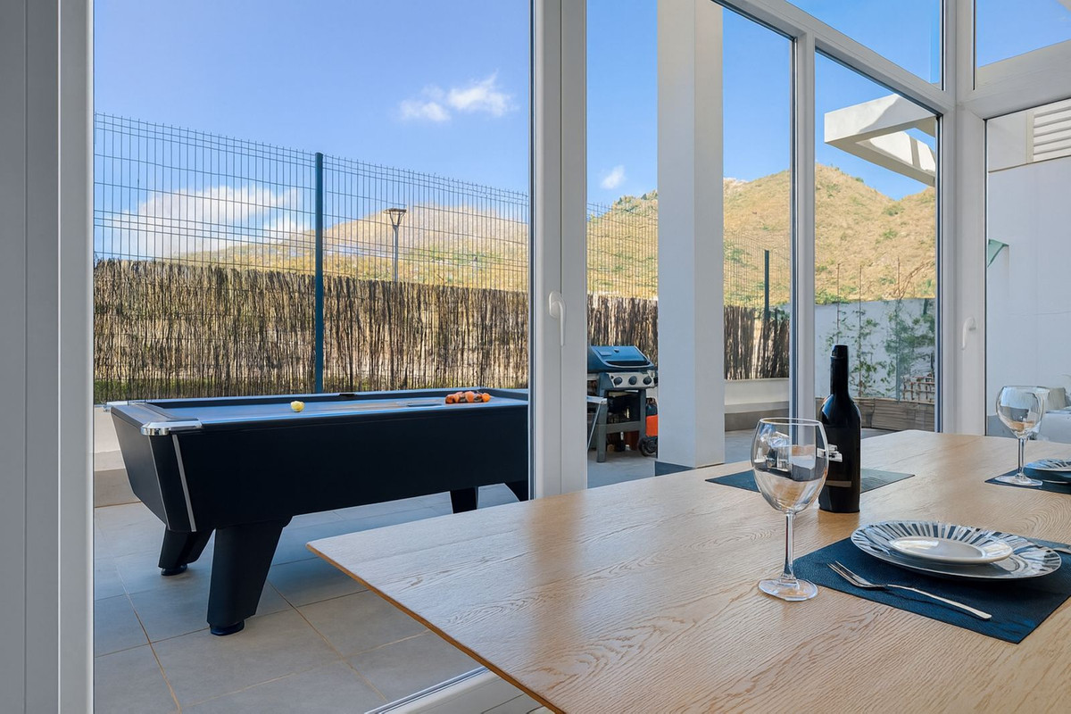 Apartamentos de 3 dormitorios en venta en Benahavís – R5203096 Apartamentos de 3 dormitorios en venta en Benahavís – R5203096