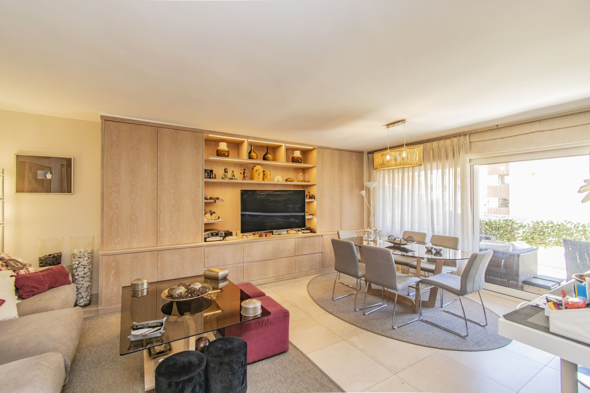 Apartamentos de 3 dormitorios en venta en Marbella – R4964221 Apartamentos de 3 dormitorios en venta en Marbella – R4964221