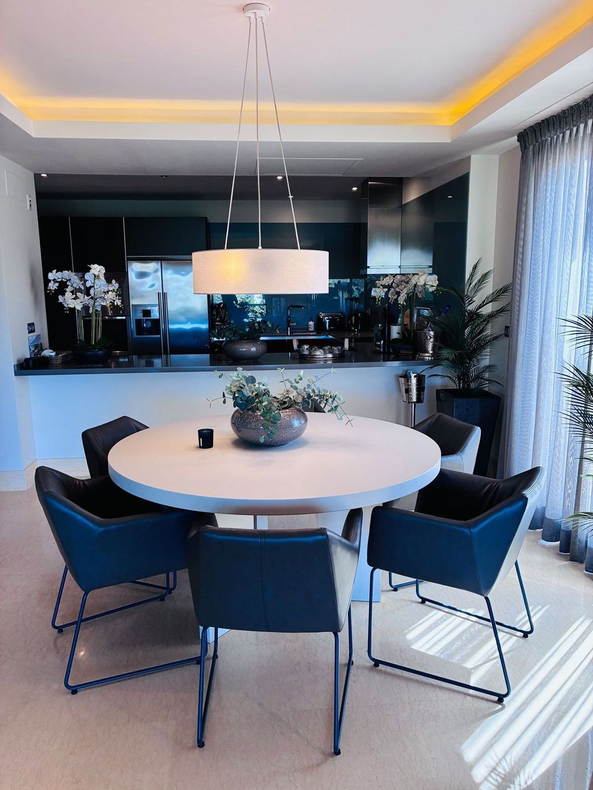 Apartamentos de 3 dormitorios en venta en Benahavís – R5445037 Apartamentos de 3 dormitorios en venta en Benahavís – R5445037