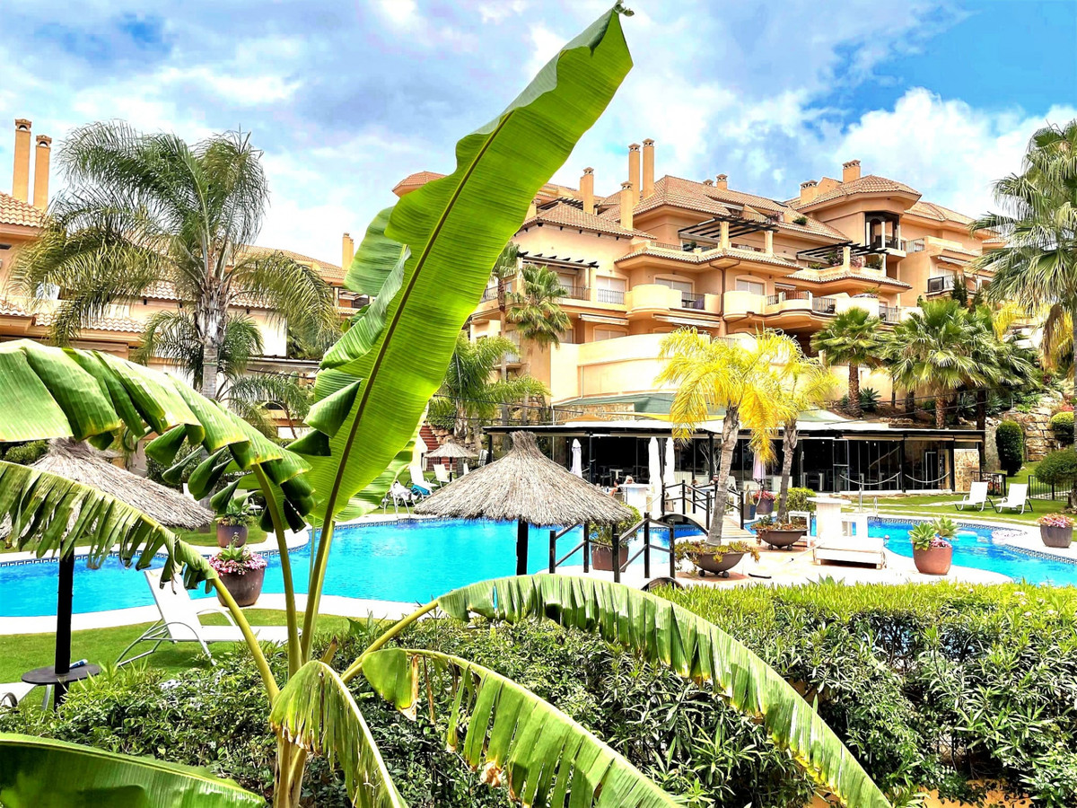 Apartamentos de 3 dormitorios en venta en Nueva Andalucía – R5391577 Apartamentos de 3 dormitorios en venta en Nueva Andalucía – R5391577