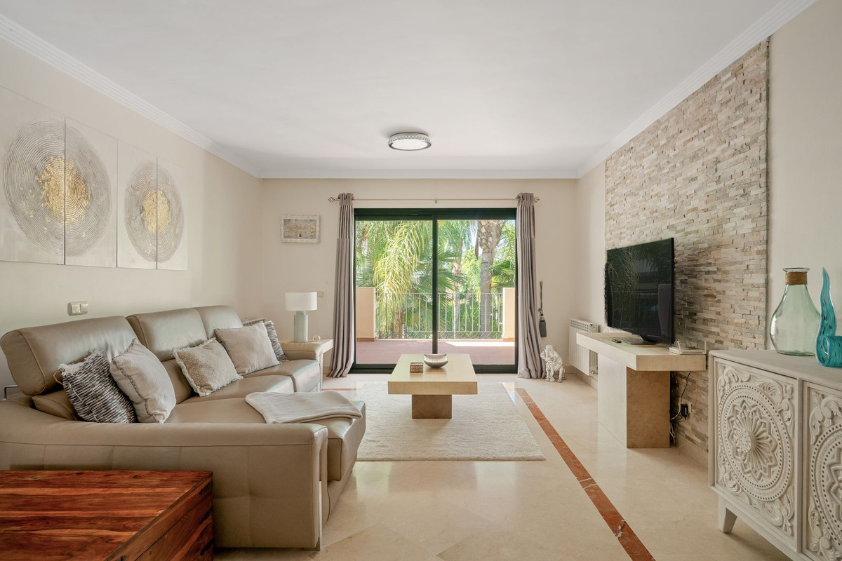 Apartamentos de 3 dormitorios en venta en Nueva Andalucía – R5448052 Apartamentos de 3 dormitorios en venta en Nueva Andalucía – R5448052