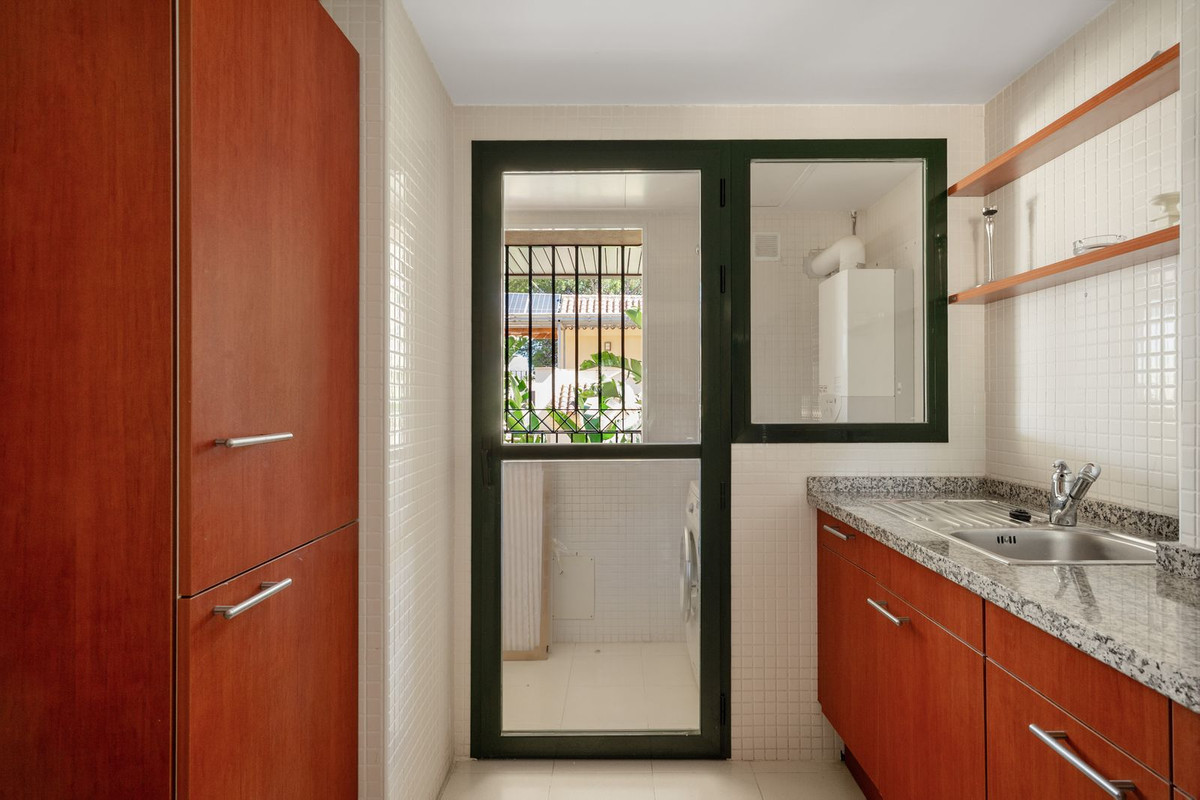 Apartamentos de 3 dormitorios en venta en Nueva Andalucía – R5448052 Apartamentos de 3 dormitorios en venta en Nueva Andalucía – R5448052