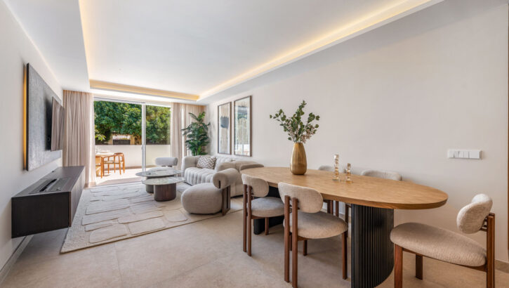 Adosados de 3 dormitorios en venta en Nueva Andalucía – R5369425 Adosados de 3 dormitorios en venta en Nueva Andalucía – R5369425 en