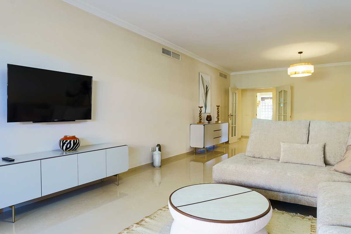 2 bedroom Apartments for sale in Puerto Banús – R5329996 2 bedroom Apartments for sale in Puerto Banús – R5329996