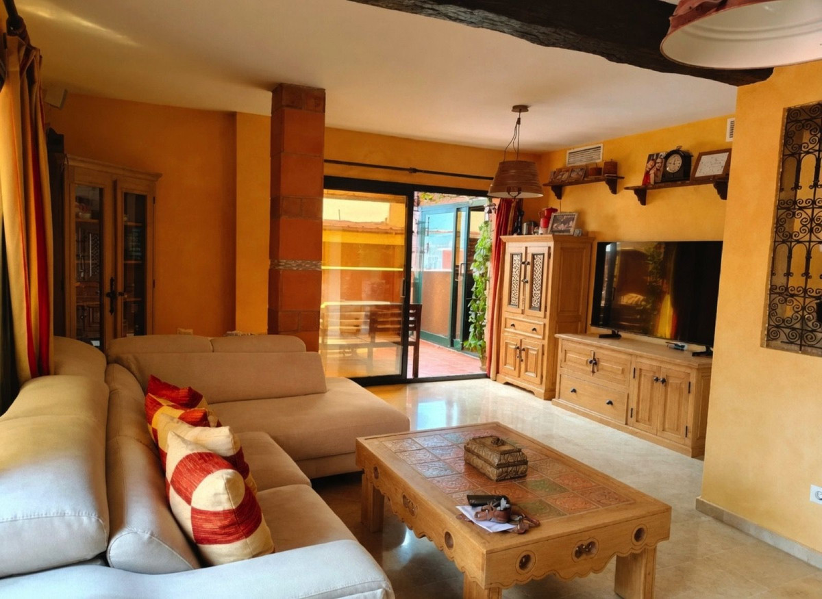 4 bedroom Apartments for sale in San Pedro de Alcántara – R5431993 4 bedroom Apartments for sale in San Pedro de Alcántara – R5431993