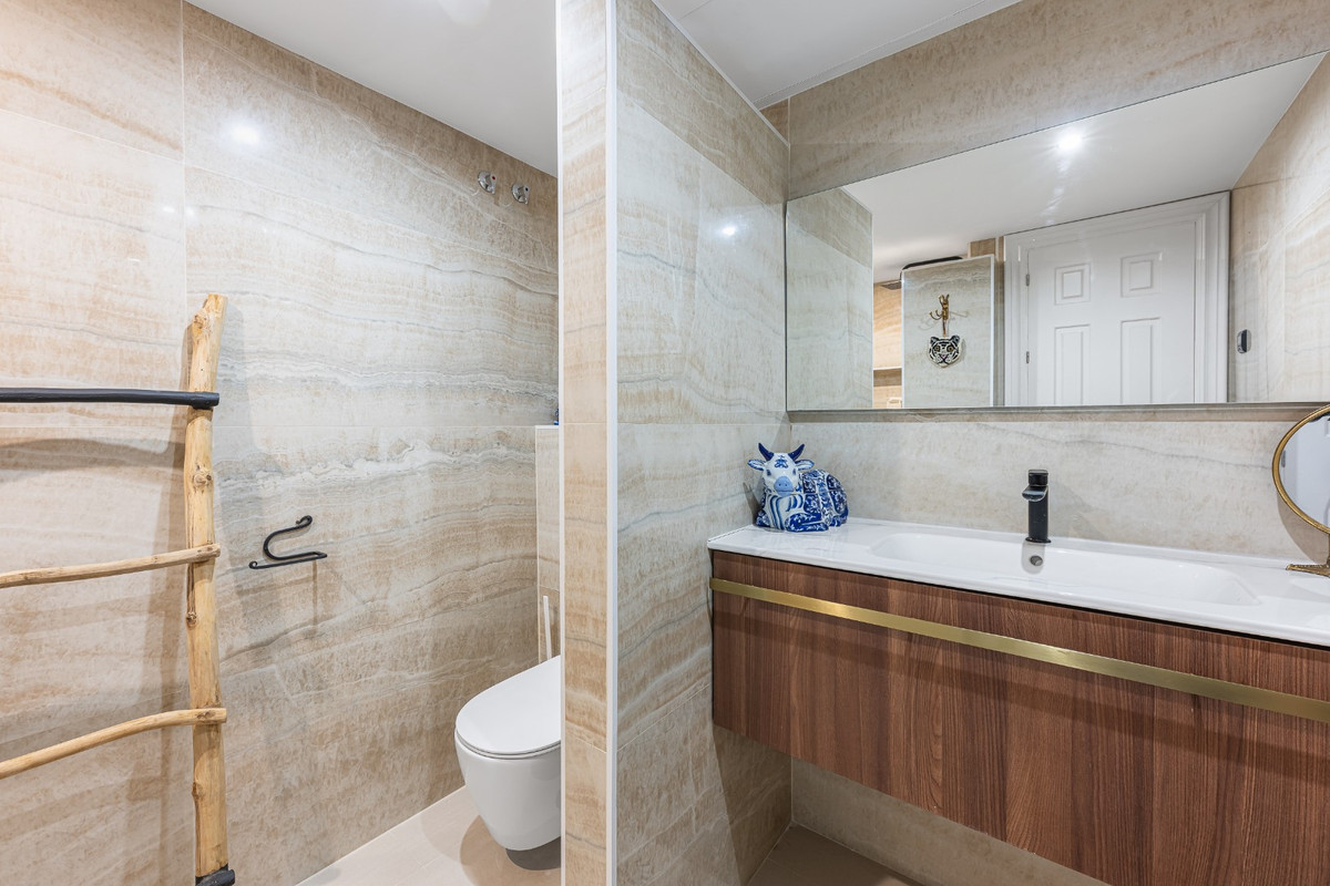Apartamentos de 4 dormitorios en venta en Monte Halcones – R5146996 Apartamentos de 4 dormitorios en venta en Monte Halcones – R5146996