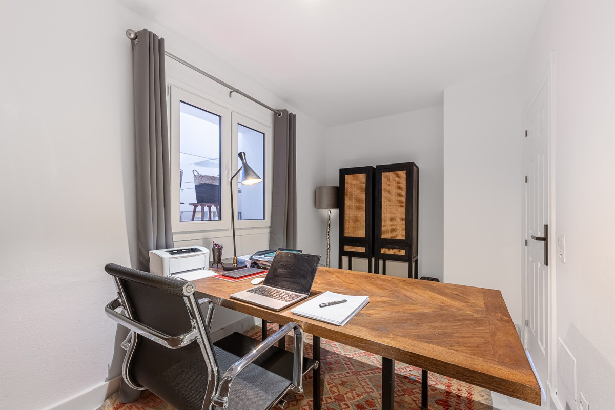Apartamentos de 4 dormitorios en venta en Monte Halcones – R5146996 Apartamentos de 4 dormitorios en venta en Monte Halcones – R5146996