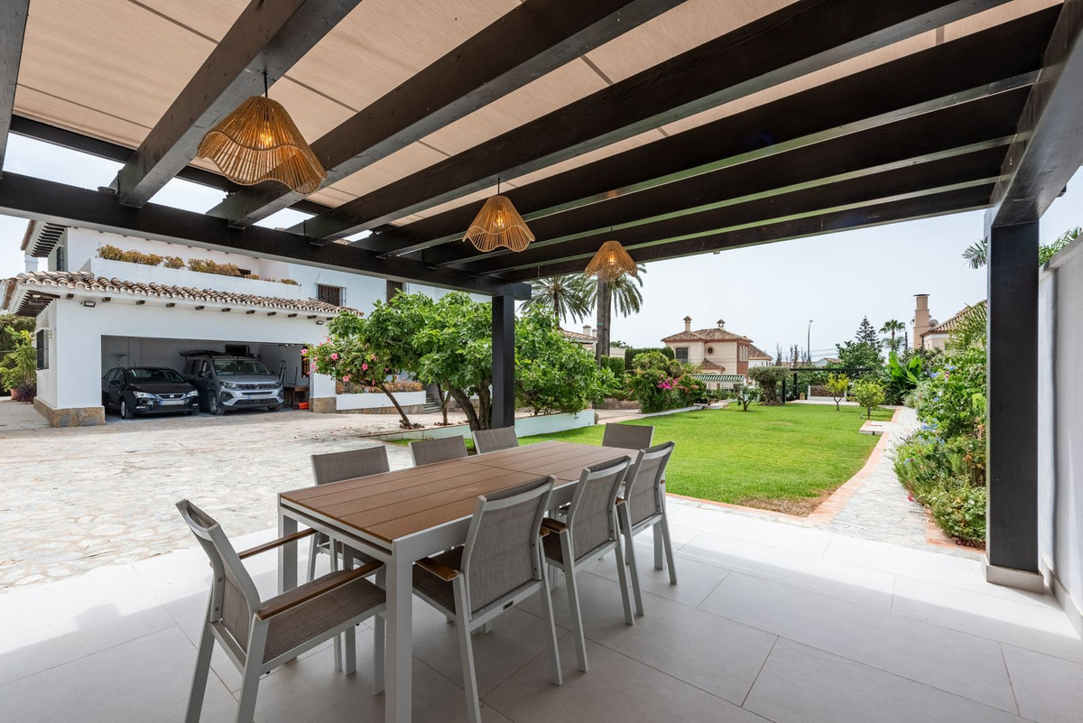 4 bedroom Villas for sale in San Pedro de Alcántara – R5447320 4 bedroom Villas for sale in San Pedro de Alcántara – R5447320