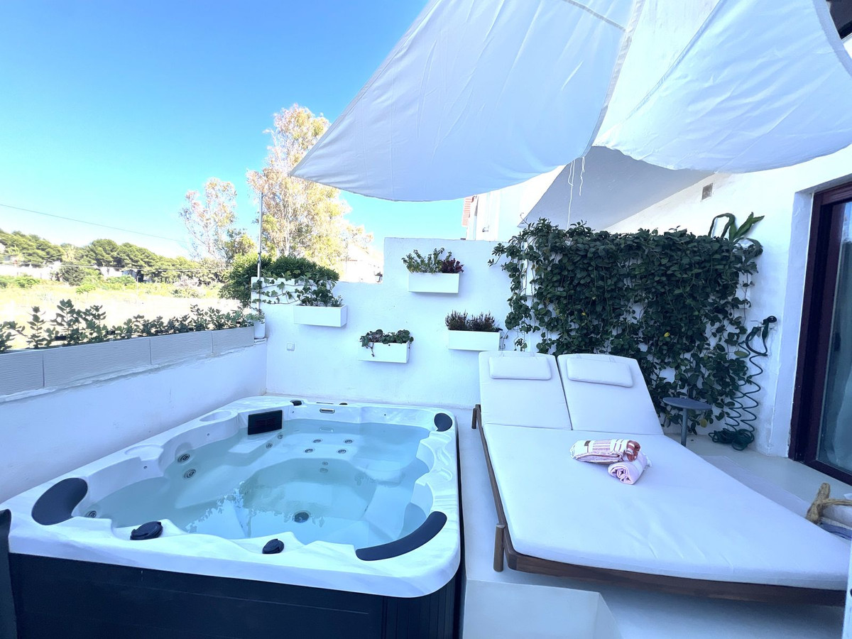 Apartamentos de 3 dormitorios en venta en Nueva Andalucía – R4137199 Apartamentos de 3 dormitorios en venta en Nueva Andalucía – R4137199
