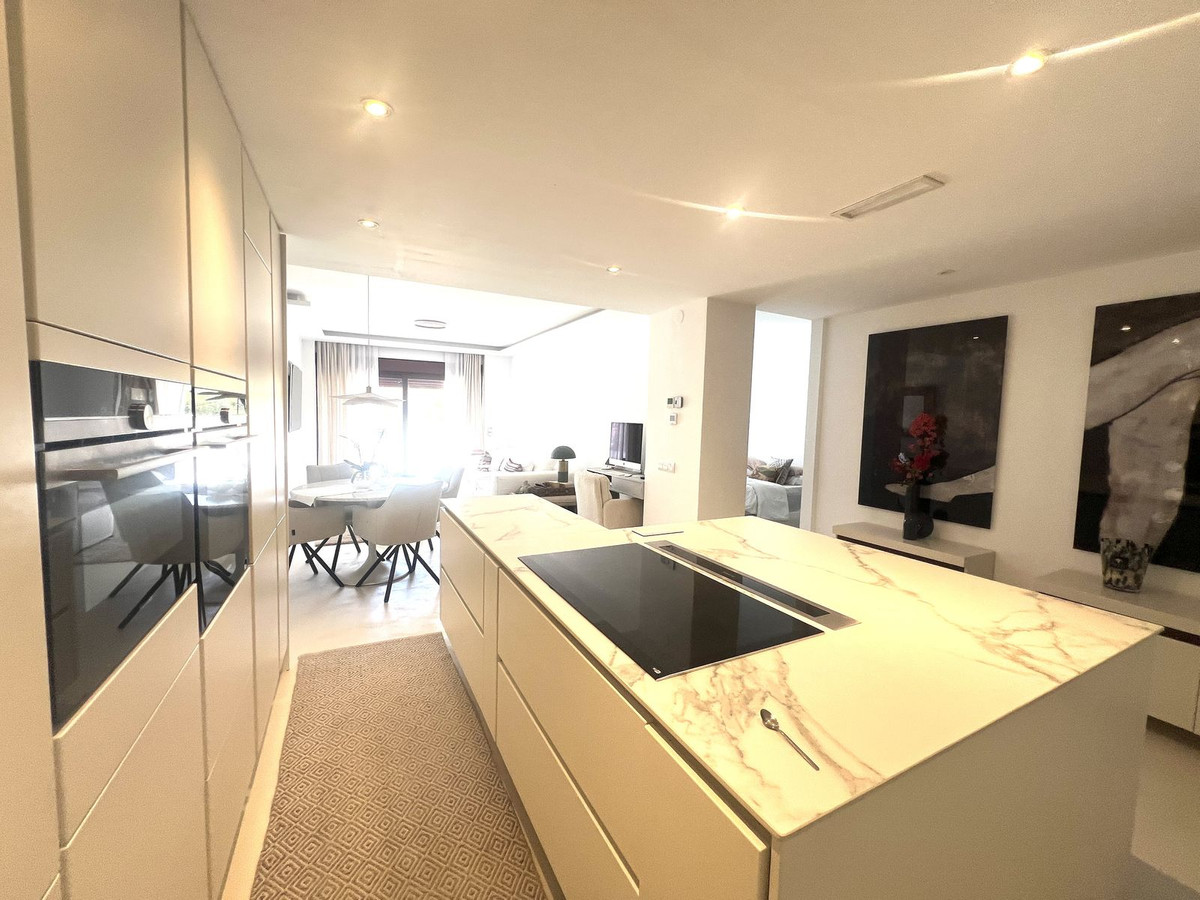 Apartamentos de 3 dormitorios en venta en Nueva Andalucía – R4137199 Apartamentos de 3 dormitorios en venta en Nueva Andalucía – R4137199