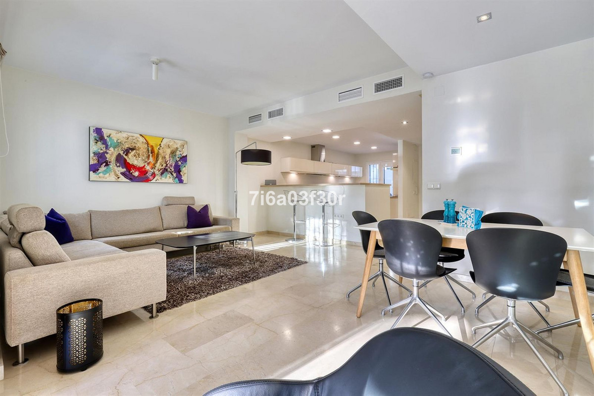 5 bedroom Townhouses for sale in San Pedro de Alcántara – R5295286 5 bedroom Townhouses for sale in San Pedro de Alcántara – R5295286