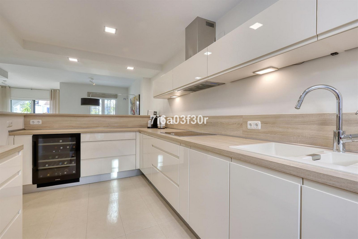 5 bedroom Townhouses for sale in San Pedro de Alcántara – R5295286 5 bedroom Townhouses for sale in San Pedro de Alcántara – R5295286