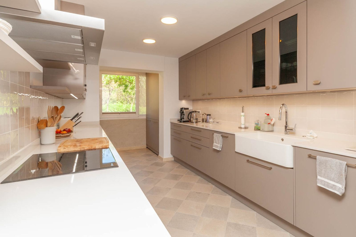 3 bedroom Apartments for sale in Elviria Hills – R5373865 3 bedroom Apartments for sale in Elviria Hills – R5373865
