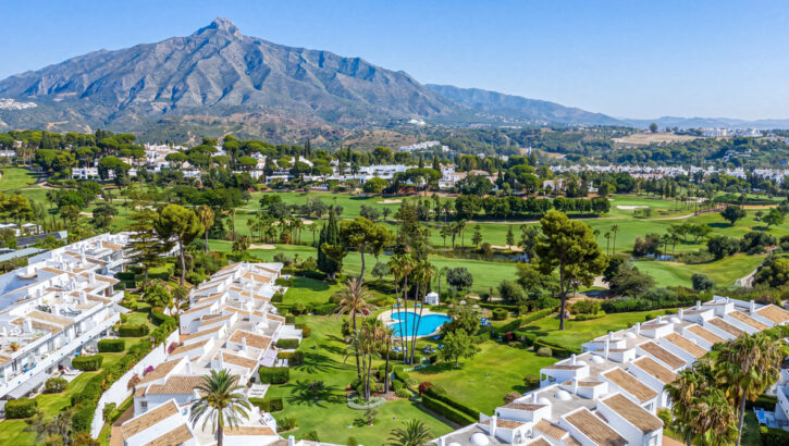 Apartamentos de 2 dormitorios en venta en Nueva Andalucía – R5447665 Apartamentos de 2 dormitorios en venta en Nueva Andalucía – R5447665 en