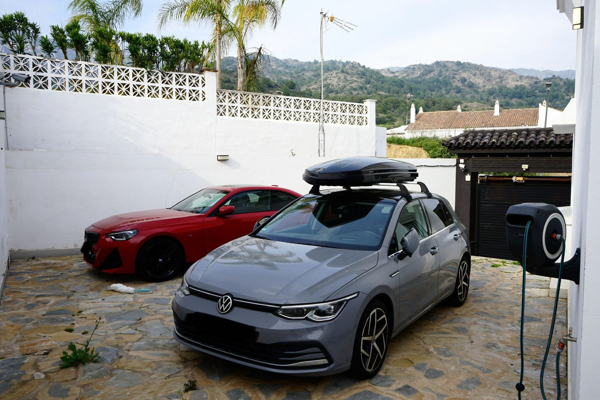 6 bedroom Villas for sale in Marbella – R5417971 6 bedroom Villas for sale in Marbella – R5417971
