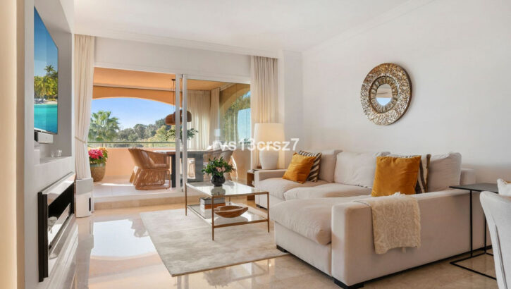 Apartamentos de 3 dormitorios en venta en Elviria – R5286019 Apartamentos de 3 dormitorios en venta en Elviria – R5286019 en