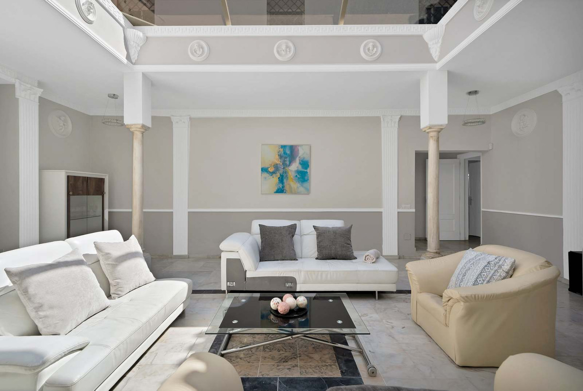 10 bedroom Villas for sale in Marbella – R5362897 10 bedroom Villas for sale in Marbella – R5362897