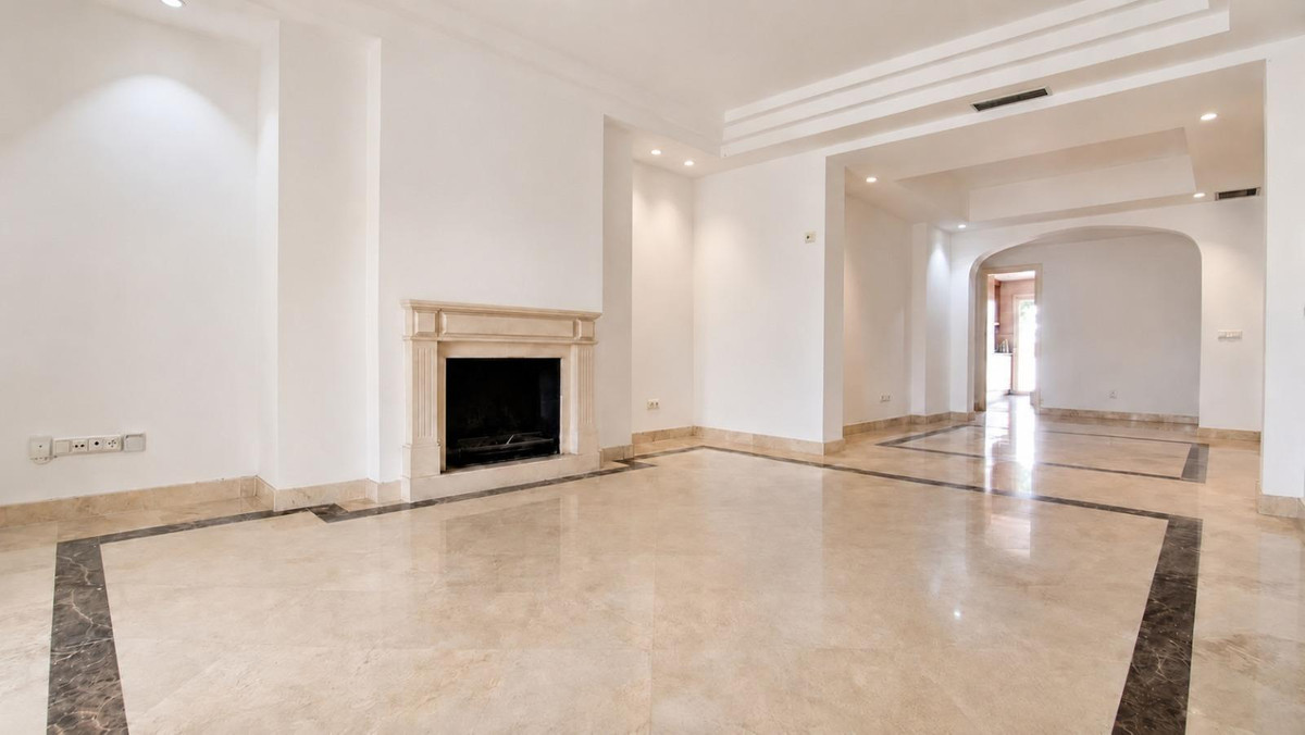3 bedroom Apartments for sale in Nagüeles – R5397199 3 bedroom Apartments for sale in Nagüeles – R5397199