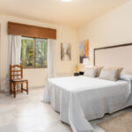 7 bedroom Villas for sale in Marbella – R3585085 7 bedroom Villas for sale in Marbella – R3585085