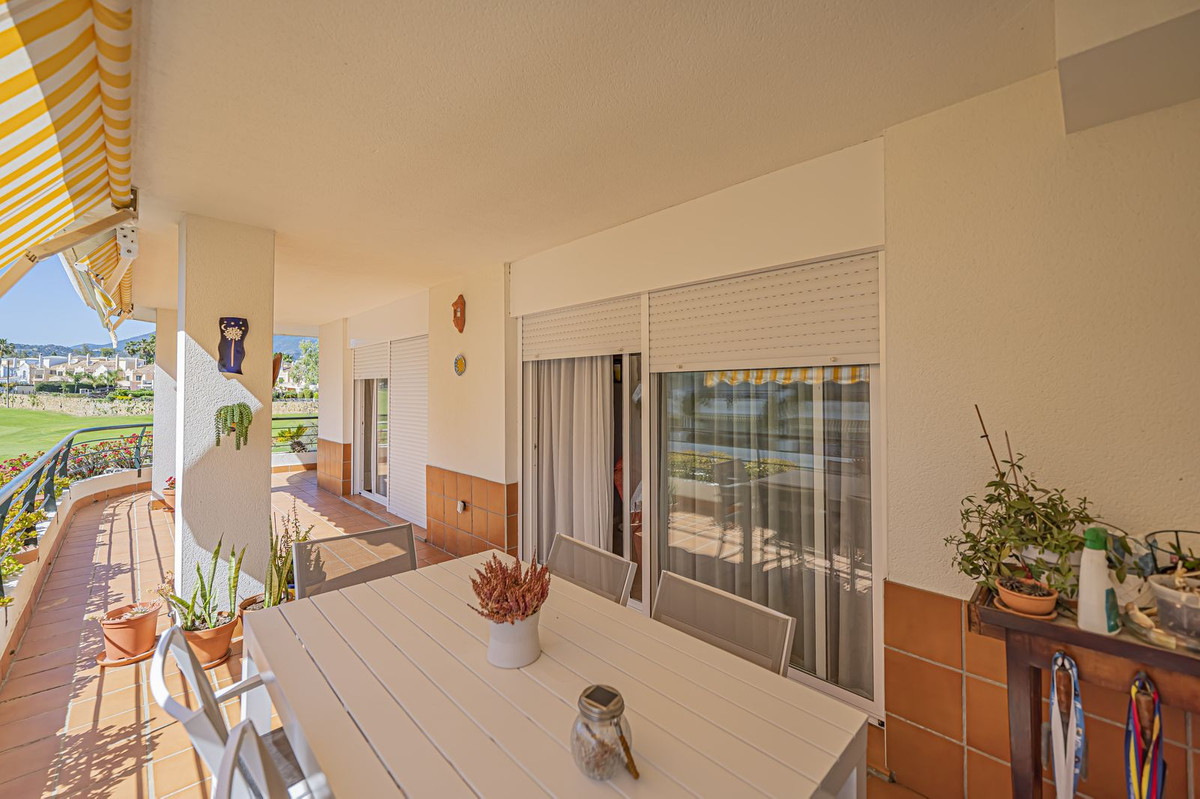 Apartamentos de 3 dormitorios en venta en Guadalmina Alta – R5347318 Apartamentos de 3 dormitorios en venta en Guadalmina Alta – R5347318