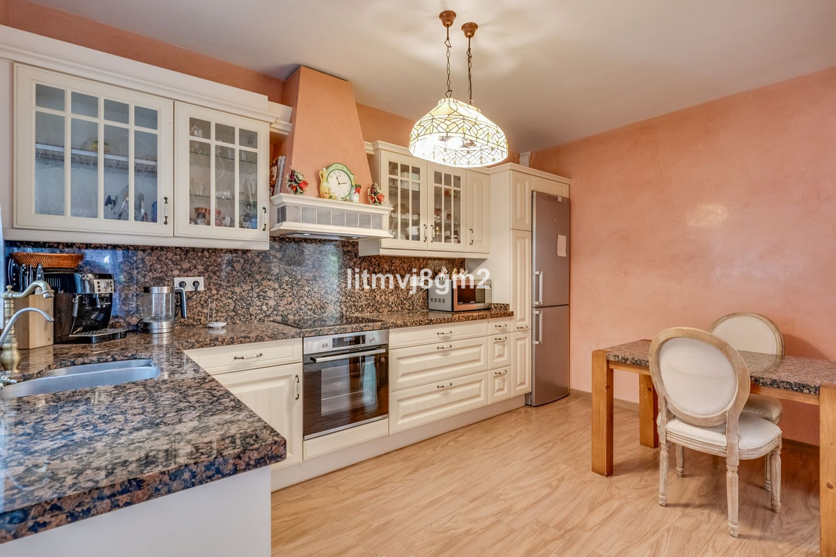 Villas de 4 dormitorios en venta en Artola – R4747441 Villas de 4 dormitorios en venta en Artola – R4747441